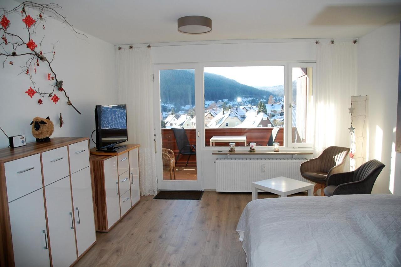 Ferienwohnung Mit Aussicht Enzklösterle Dış mekan fotoğraf